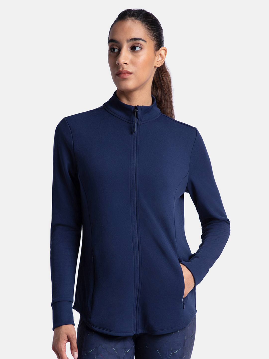 Jockey Microfiber Relaxed fit Jacket with Curved Back Hem and StayDry Treatment-MW67