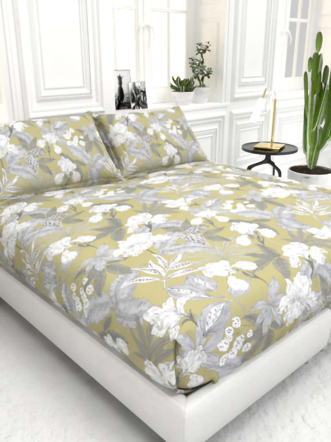 THE WHITE MOSS Green & White Floral 130 TC King Bedsheet with 2 Pillow Covers