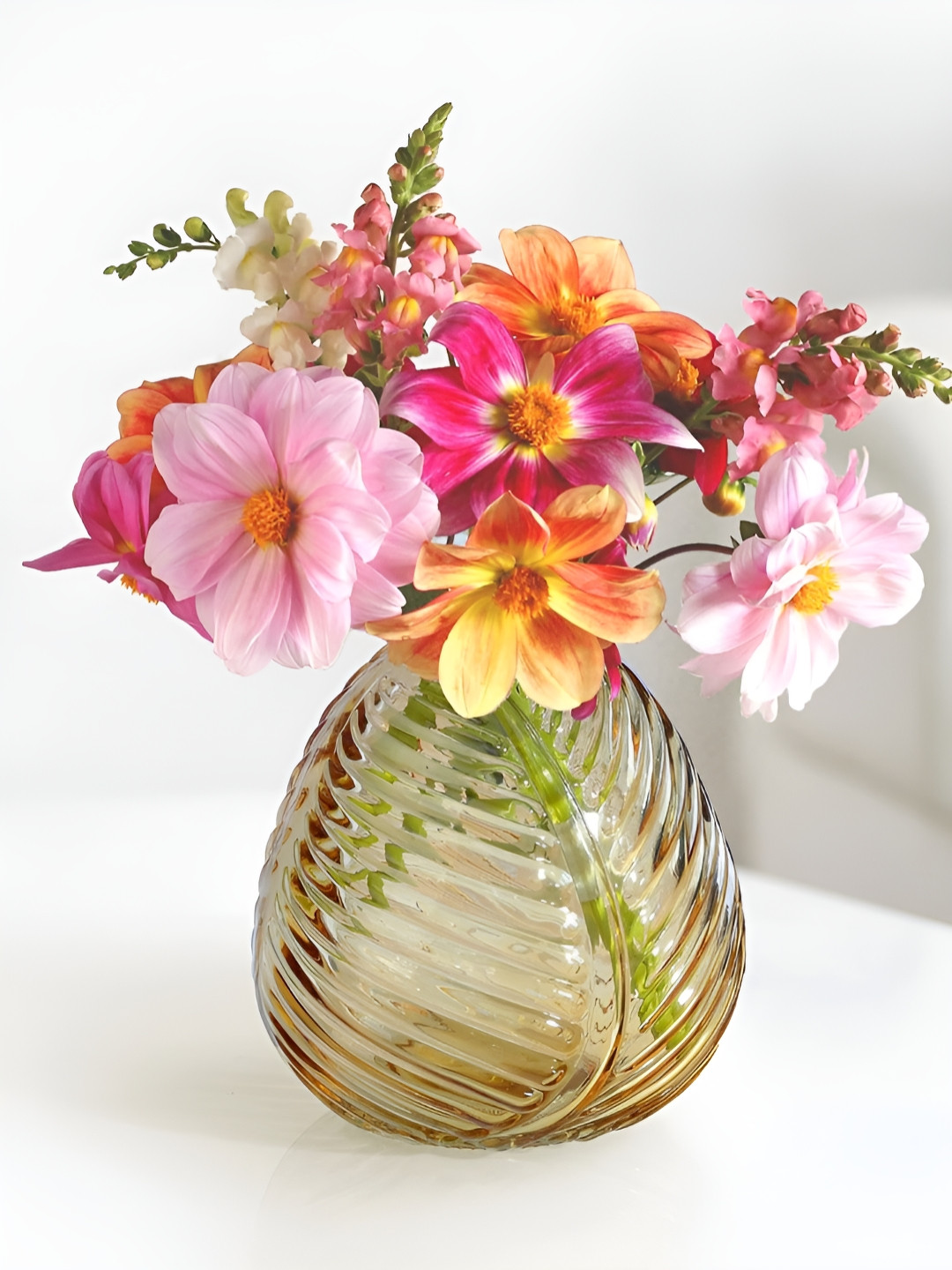 Art Street Transparent Amber Leaf Shape Flower Vase