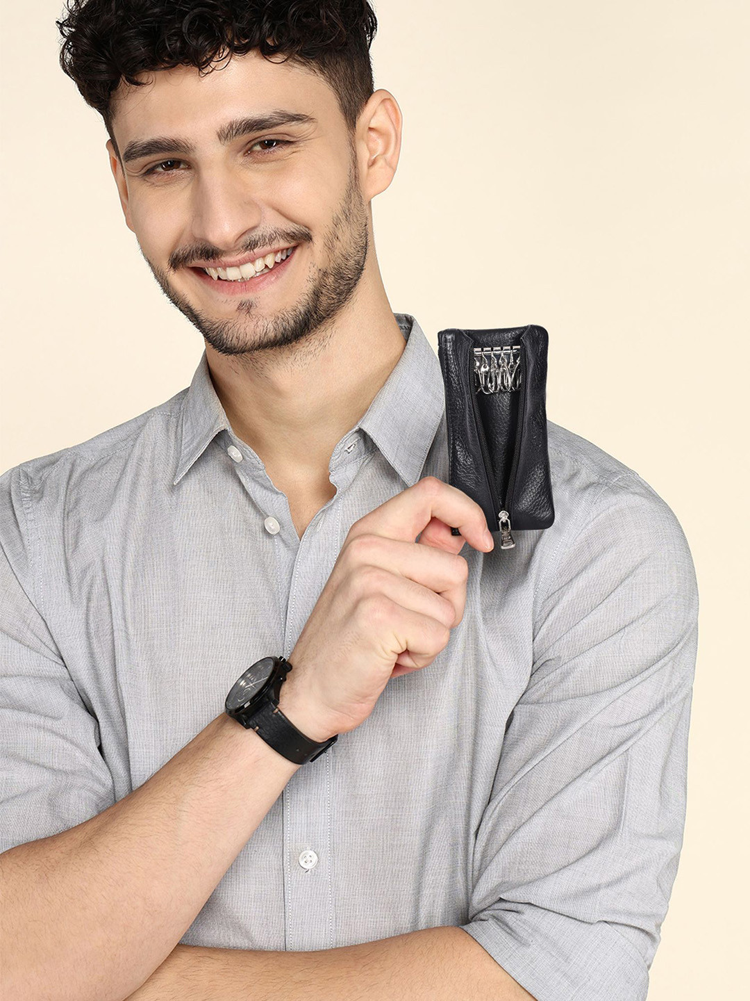 Sassora Black & Silver Toned Genuine Leather Key Chain