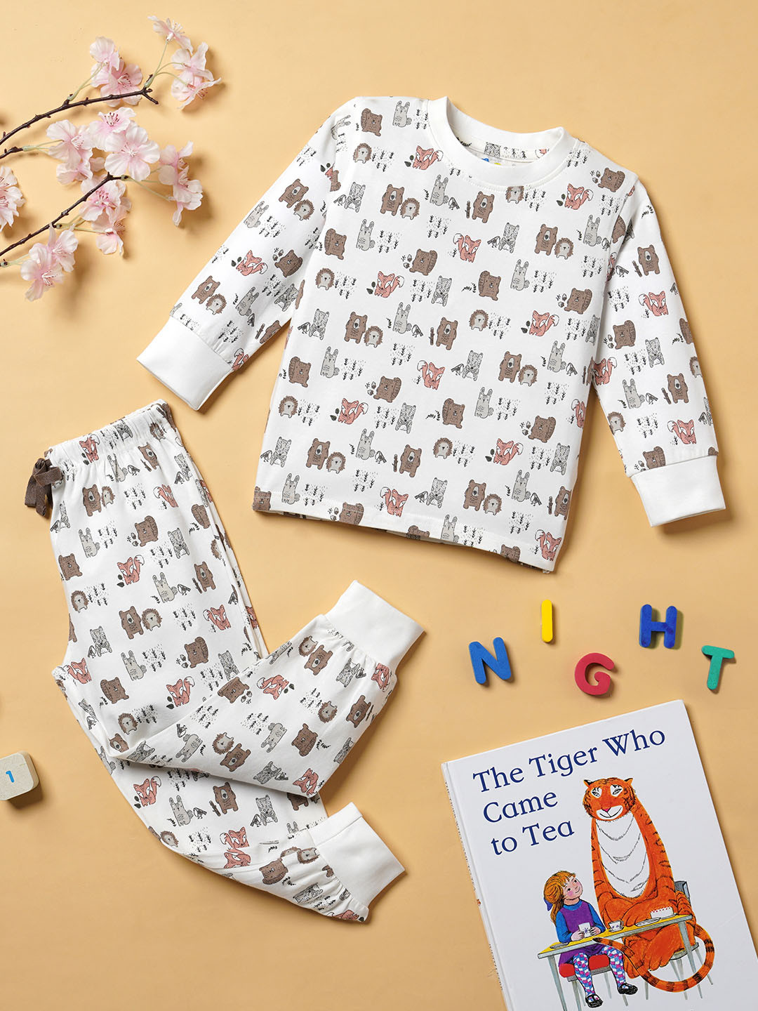 Desi Soota Kids Bear Printed Round Neck Pure Cotton T-Shirt and Trouser Clothing Set