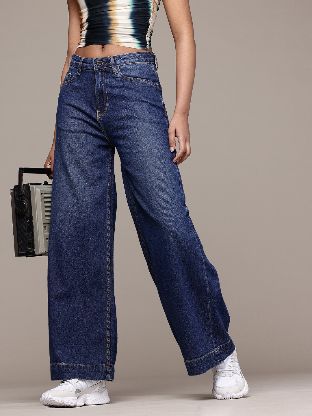 The Roadster Life Co. Women Wide Leg High-Rise Light Fade Cotton Jeans