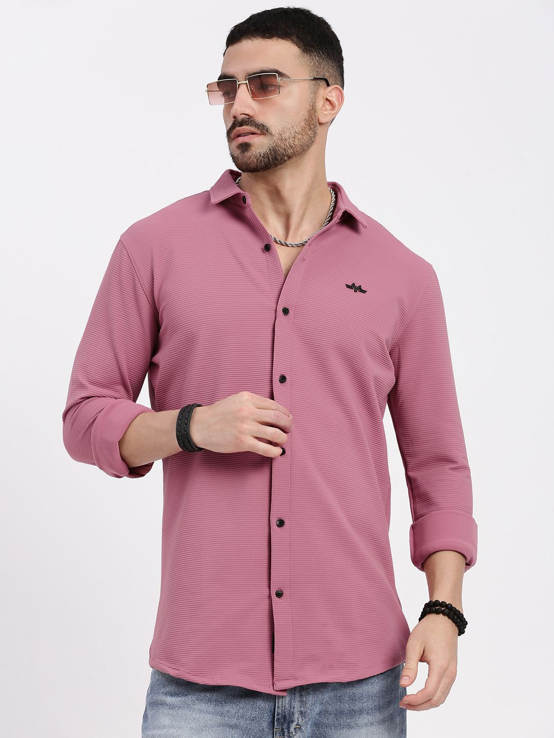 SHOWOFFFF Men Comfort Spread Collar Textured Elastane Slim Fit Casual Shirt