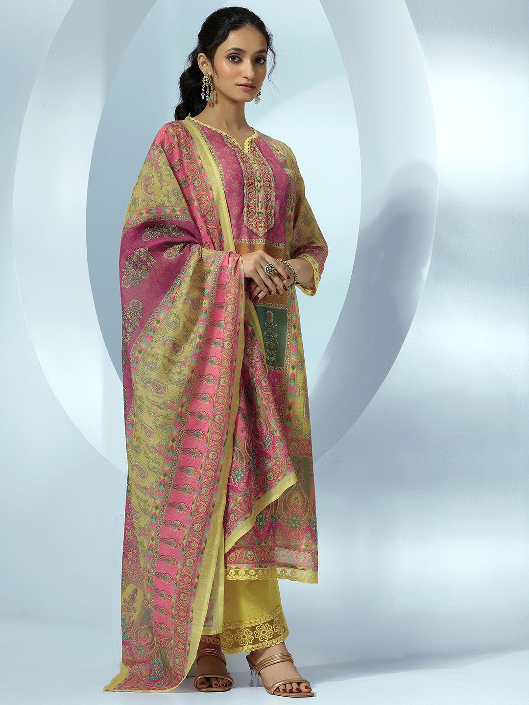 Libas Women Printed Regular Linen Kurta With Palazzos & With Dupatta - Kurta Sets for Women 31042493 | Myntra