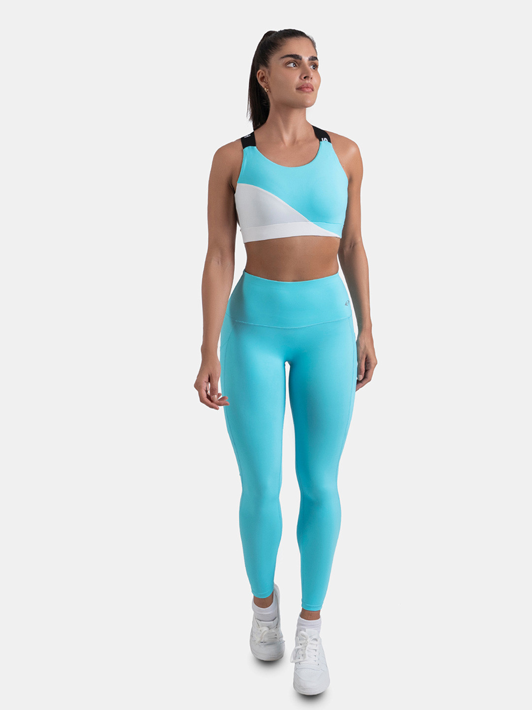STRCH Women Colourblocked Medium Coverage Bra