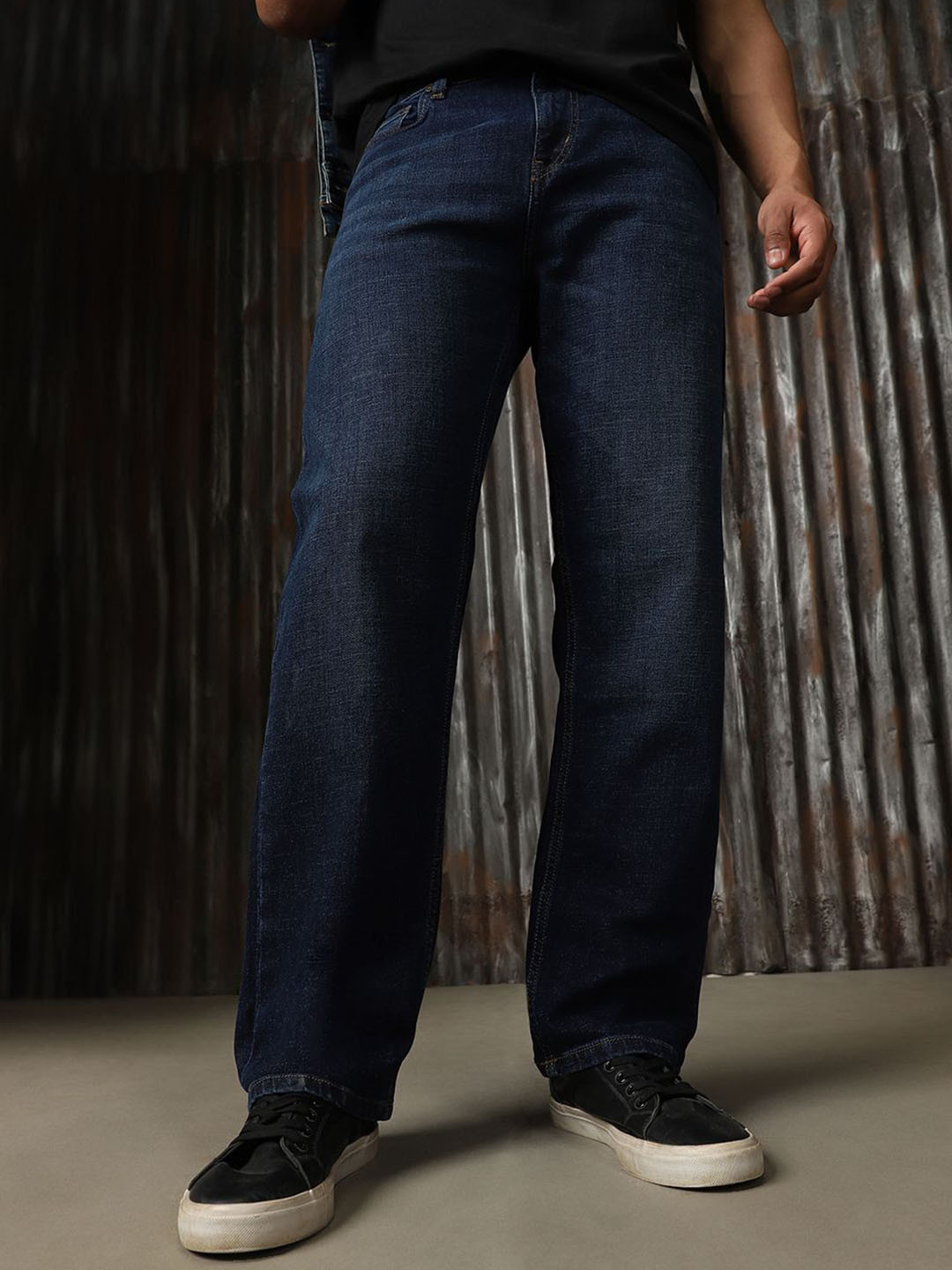 High Star Men Classic Relaxed Fit Straight Leg Light Fade Jeans