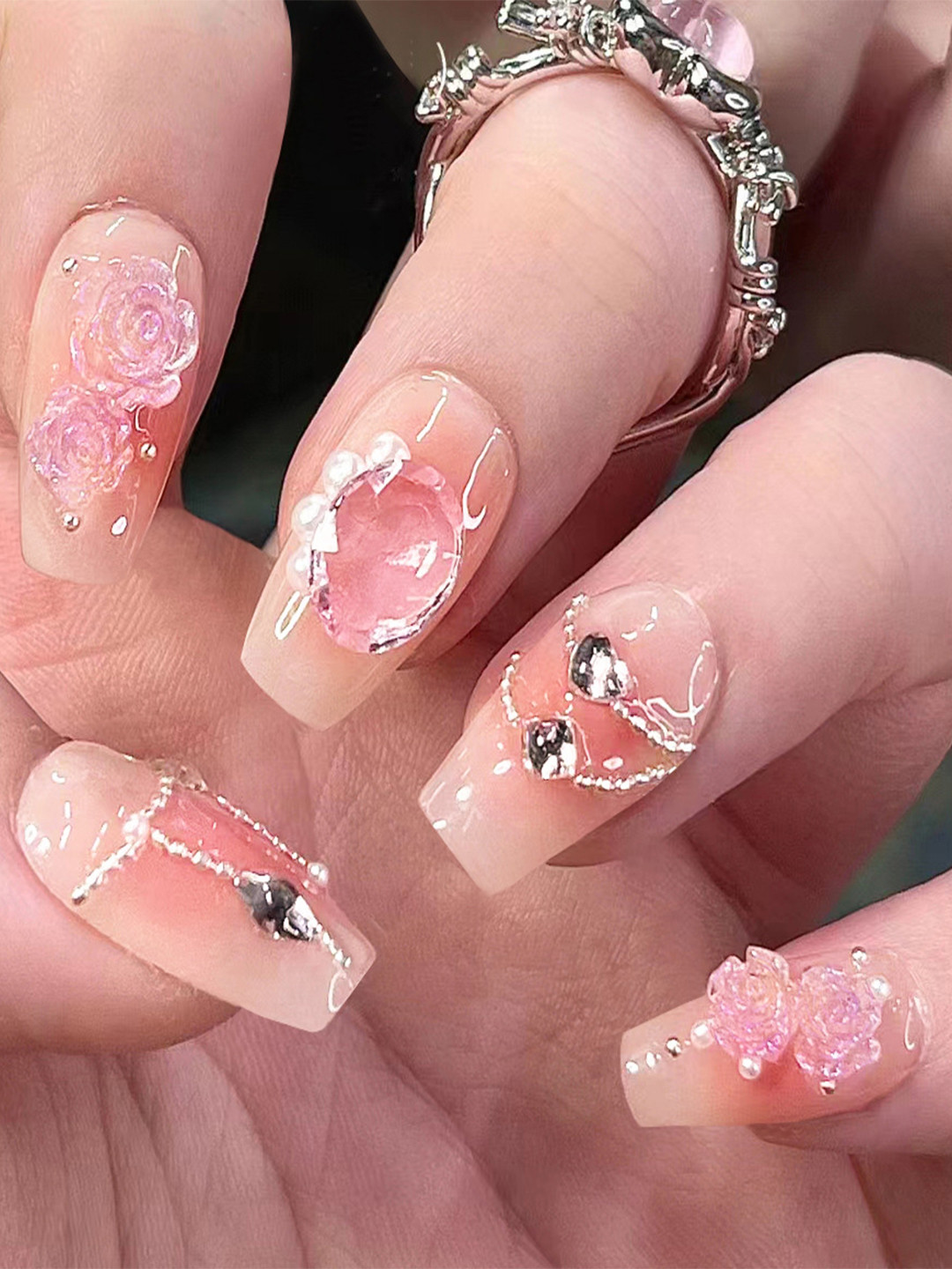 Secret Lives Set Of 10 3D Stud Mirror & Flower Artificial Nails