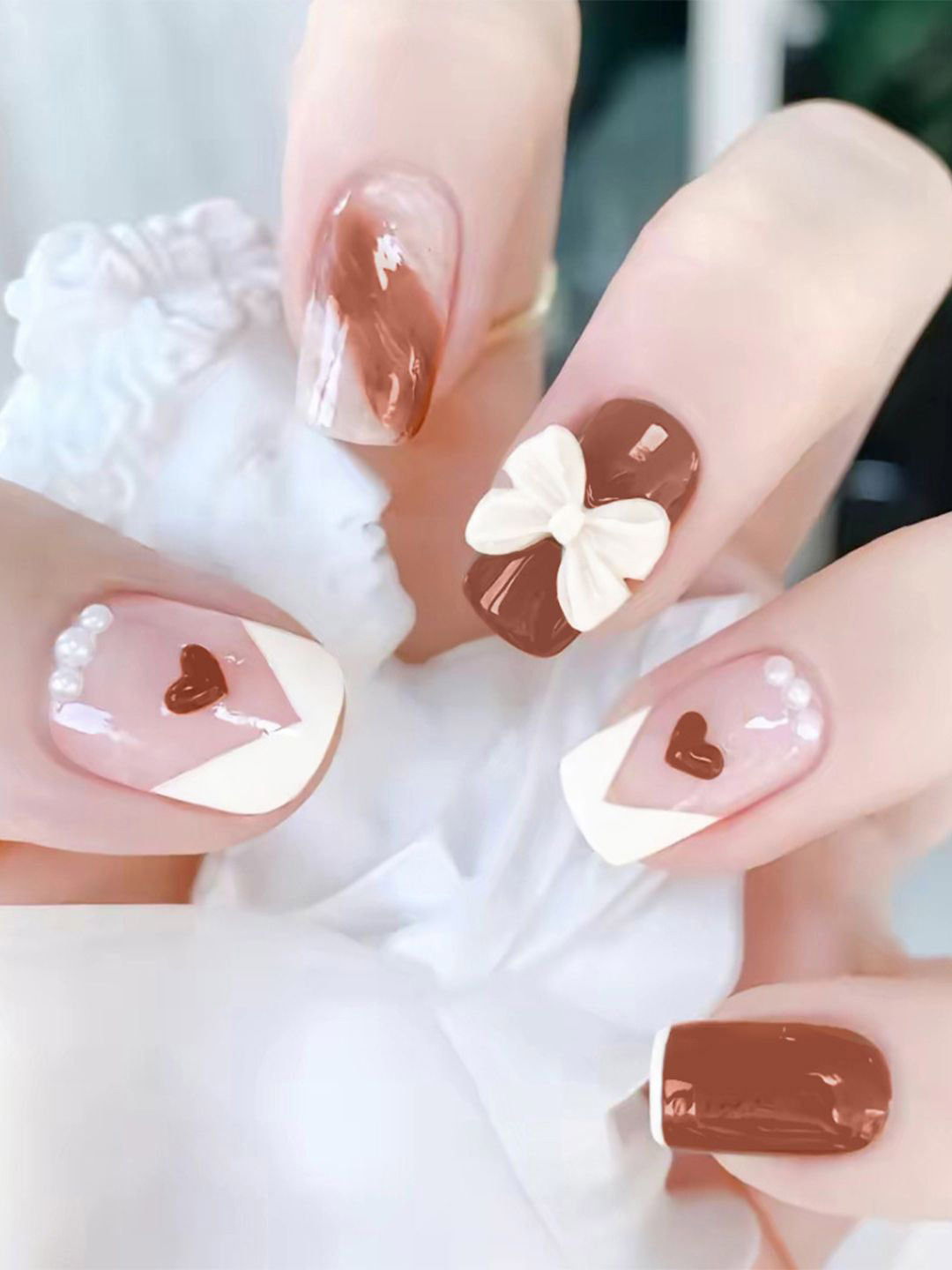 Secret Lives Set Of 24 Glossy 3D Bow Pearls Heart & French Design Artificial Nails