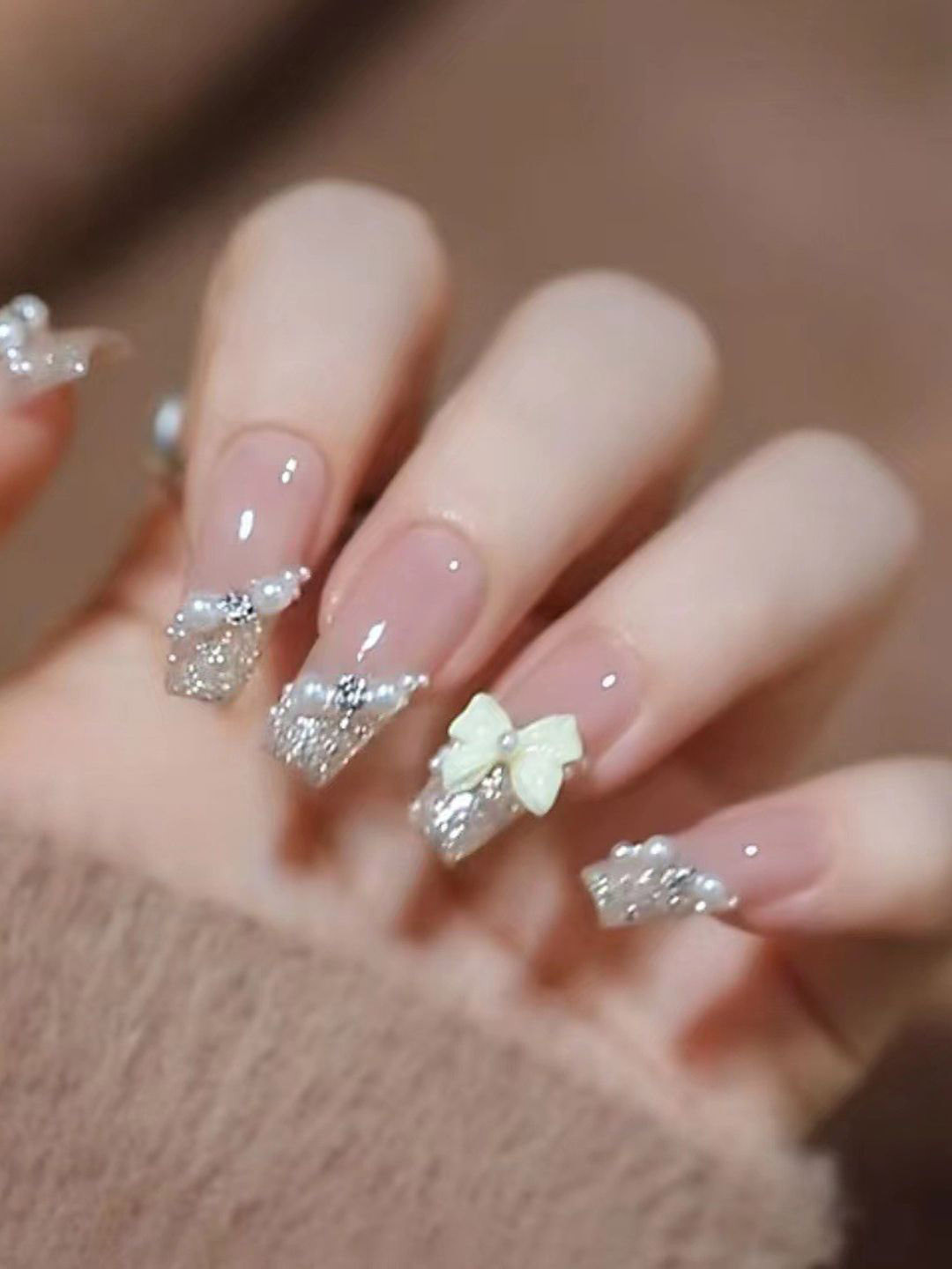 Secret Lives Set Of 24 Reusable Artificial Nails-3D Bow Pearls Stone & Glitter Design