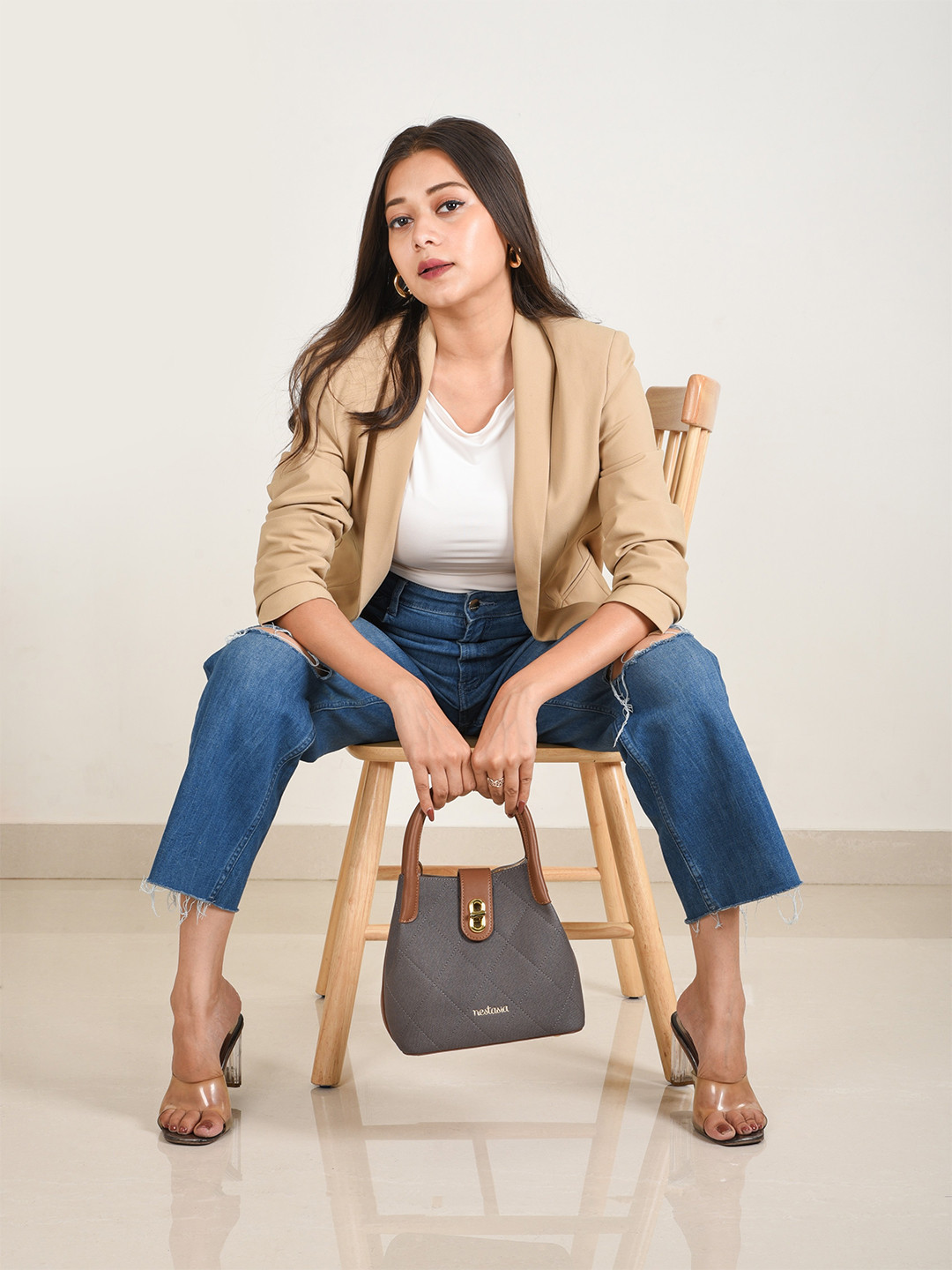 Nestasia Women Textured Mini Bucket Bag