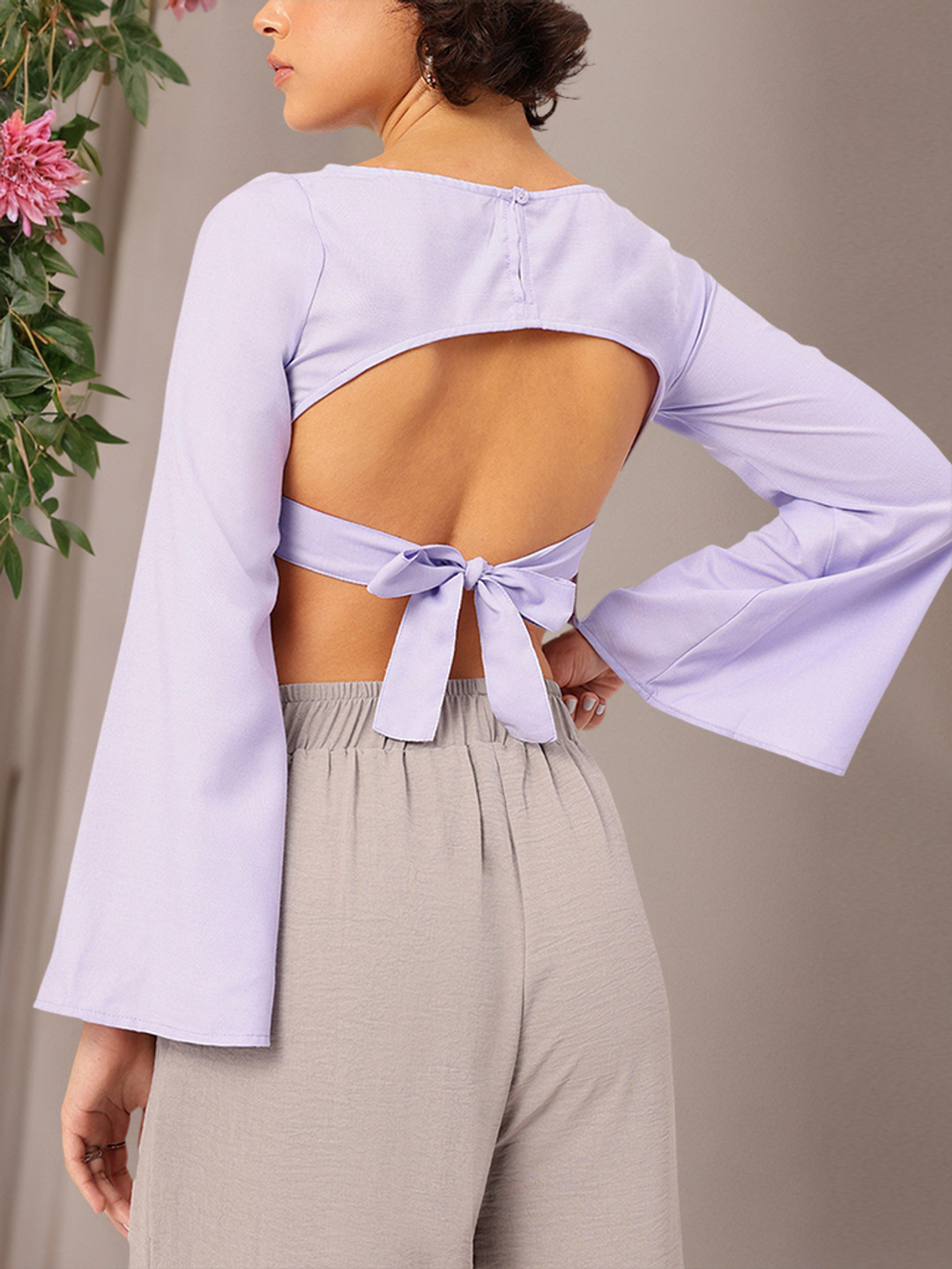 DressBerry Backless Flared Sleeve Crop Top