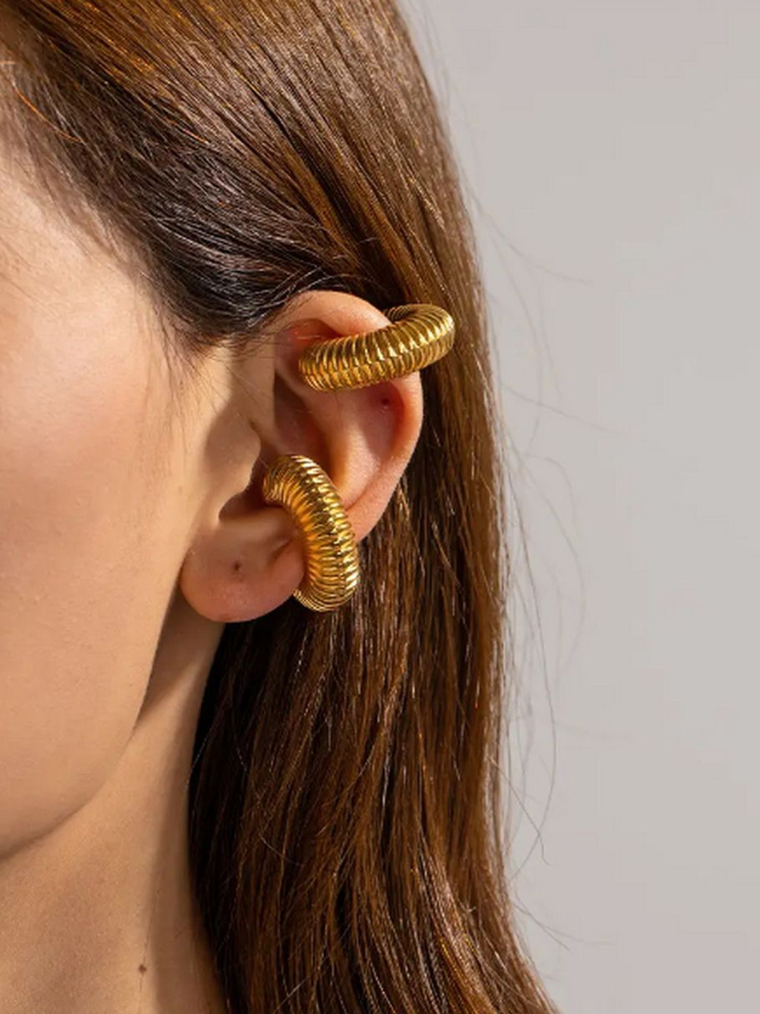 ISHKAARA Gold-Plated Spiral Duo Clip On Chunky Ear Cuff Earrings