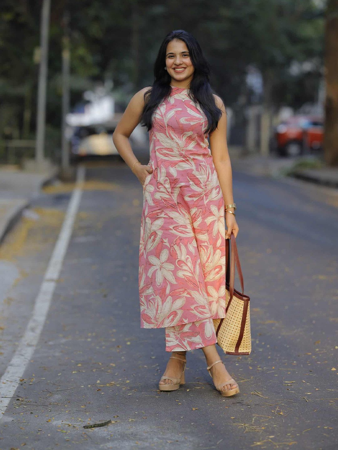 GoSriKi Floral Printed Straight Kurta With Palazzos