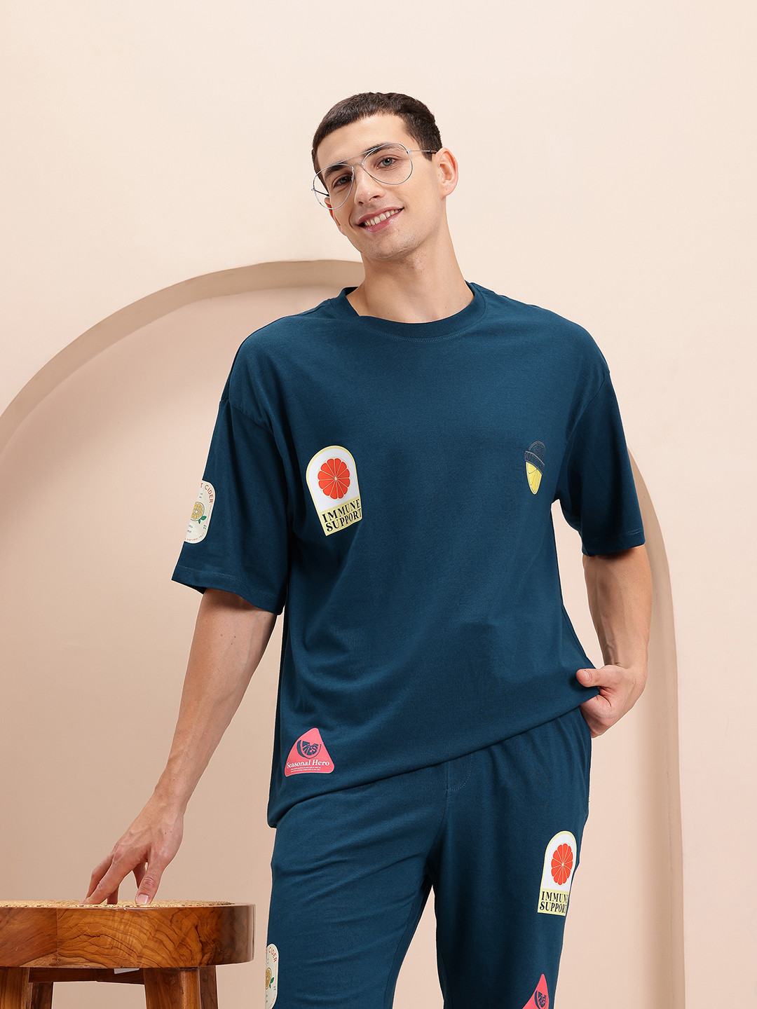 Mast & Harbour Conversational Print Drop-Sleeves Oversized T-shirt with Shorts