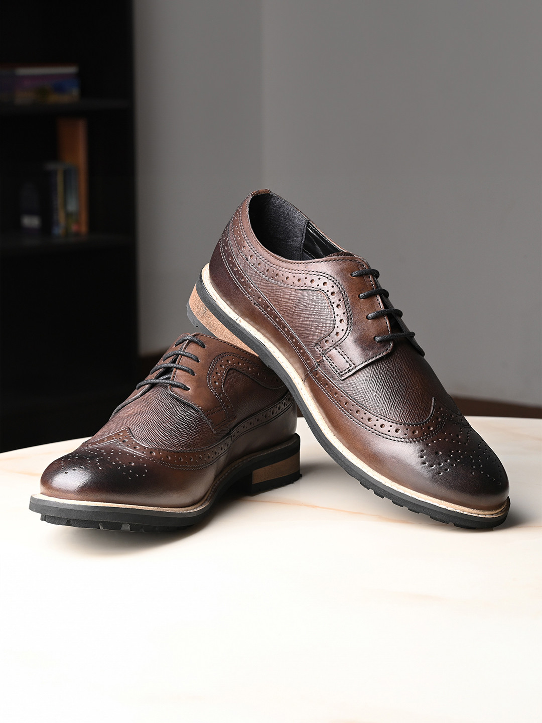LOUIS STITCH Men Brunette Brown Egyptian Crust Leather Lace-Up Brogues