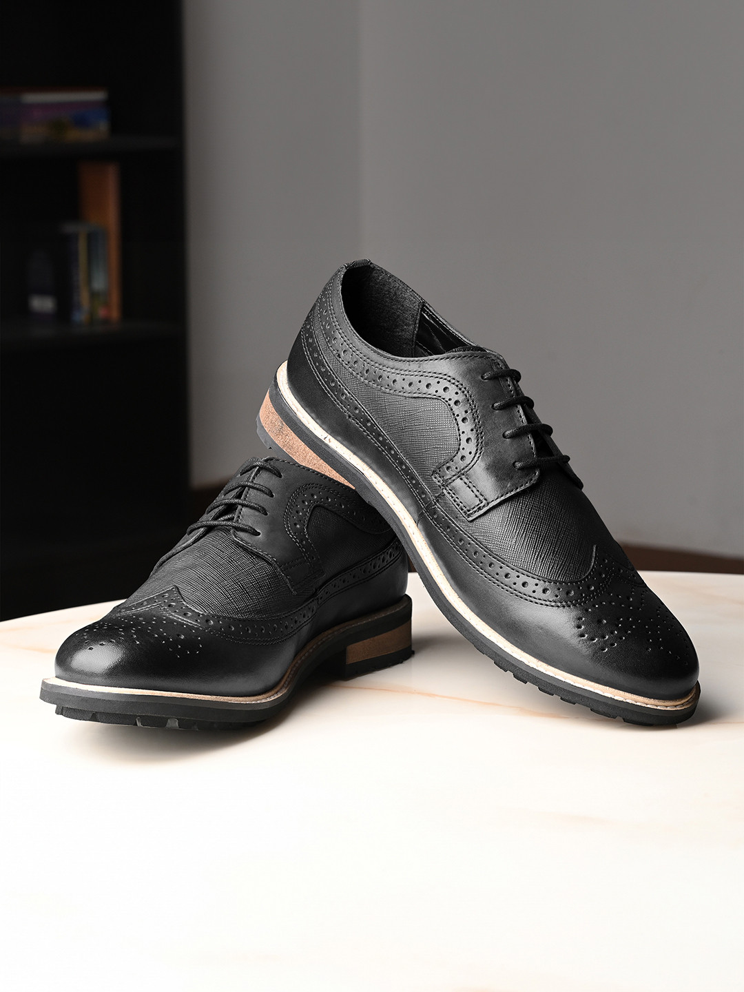 LOUIS STITCH Men Jet Black Egyptian Crust Leather Lace-Up Brogues