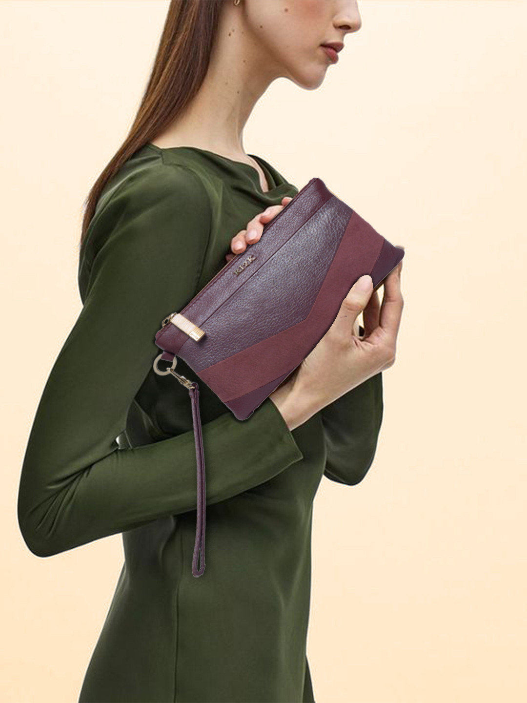 RI2K LONDON Women Textured Leather Handheld Clutch Bag