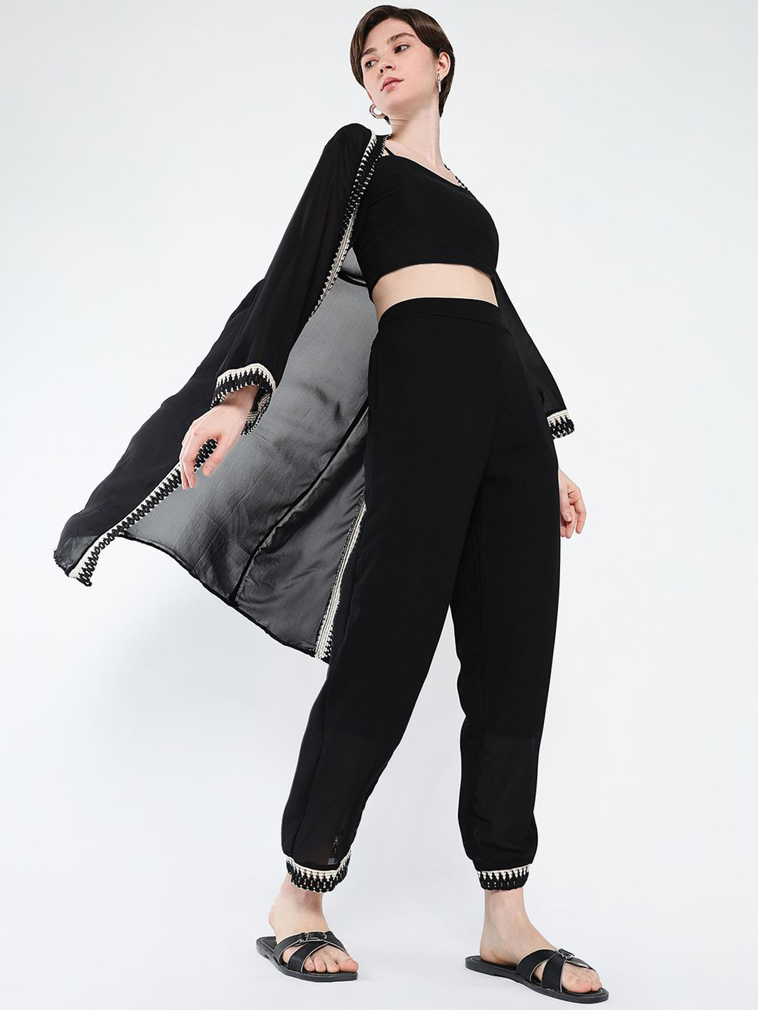 SHOWOFF Round Neck Top & Trousers With Shrug