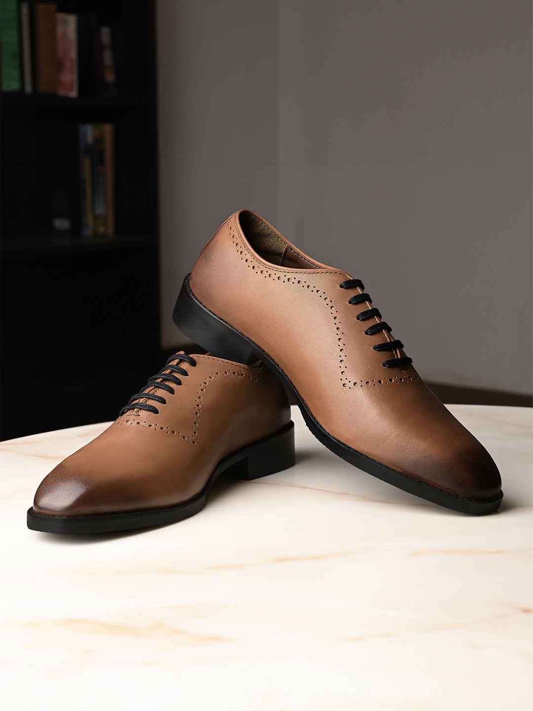 LOUIS STITCH Men Egyptian Crust Leather Wholecut Derby Shoes