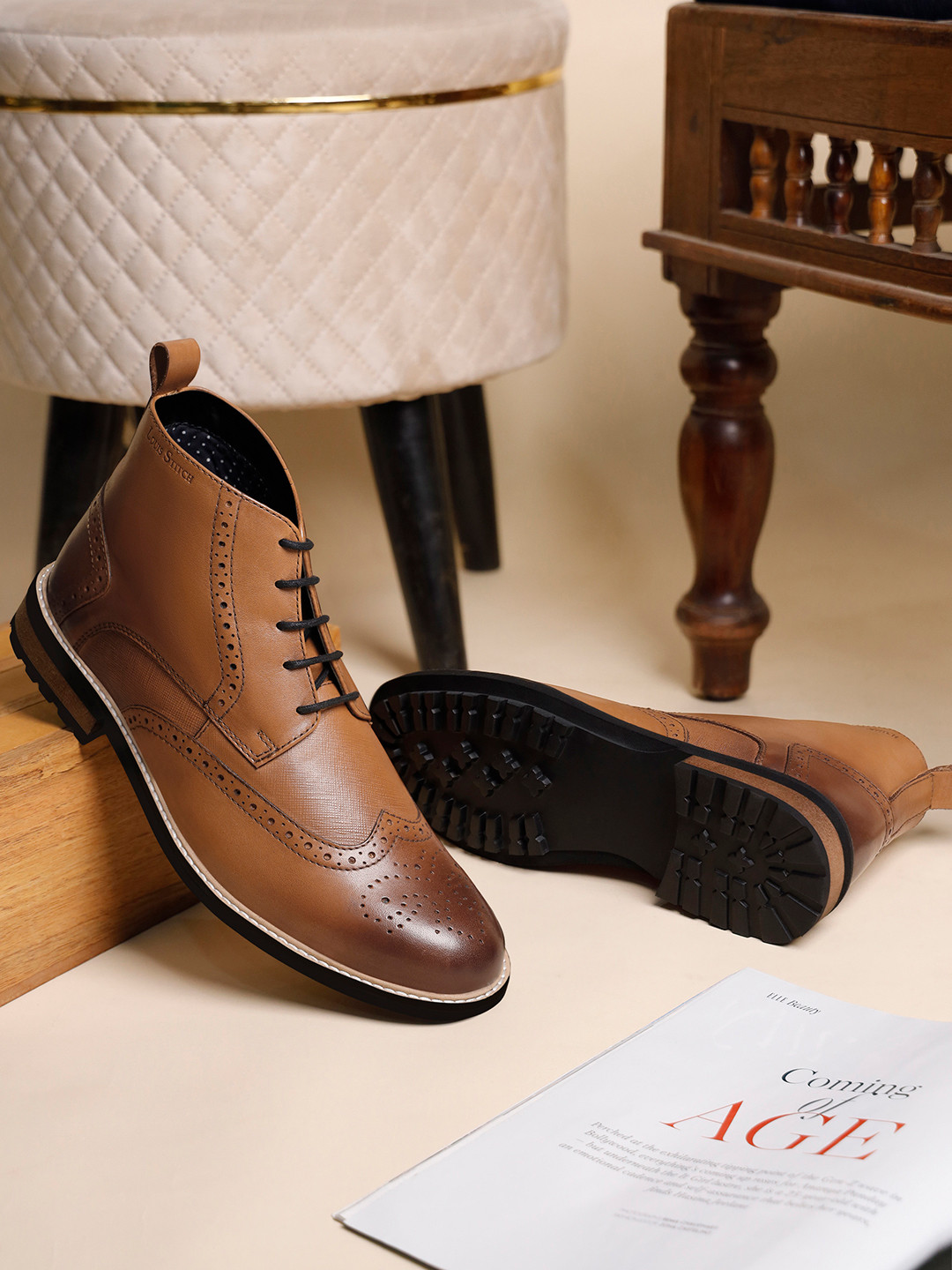 LOUIS STITCH Men Tan Mid-Top Egyptian Crust Leather Lace-Up Brogue Chukka Boots