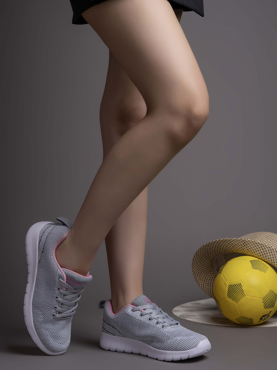 Roadster Women Lightweight Basketball Sports Shoes