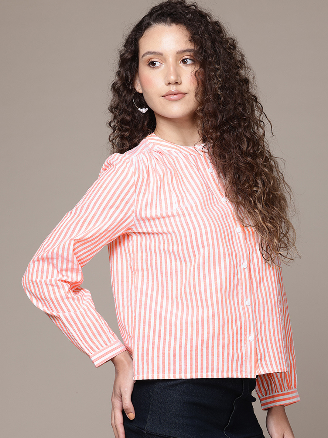 The Roadster Lifestyle Co. Vertically Striped Mandarin Collar Casual Shirt