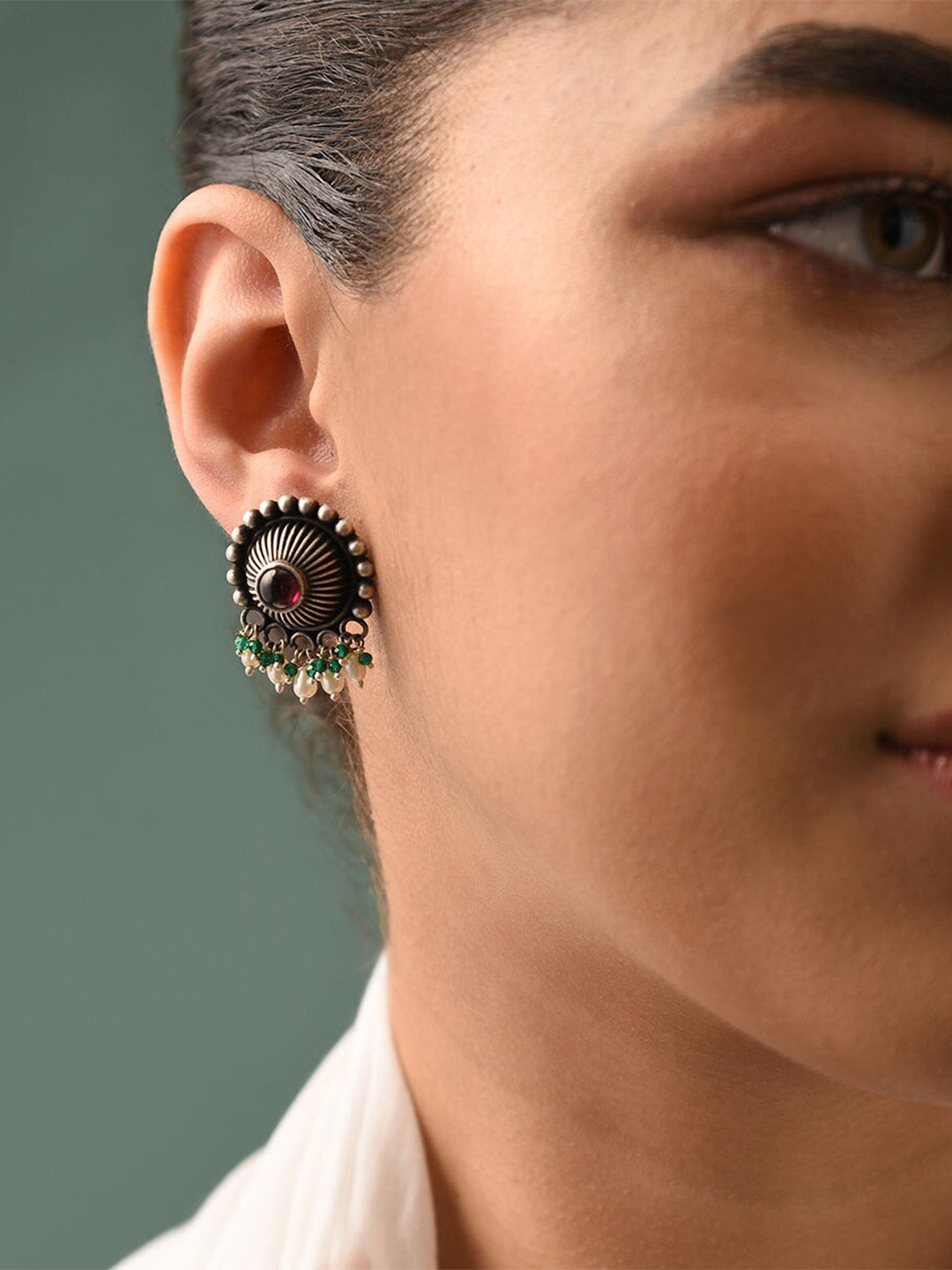 JAYPORE Silver Stone Studded Classic Studs