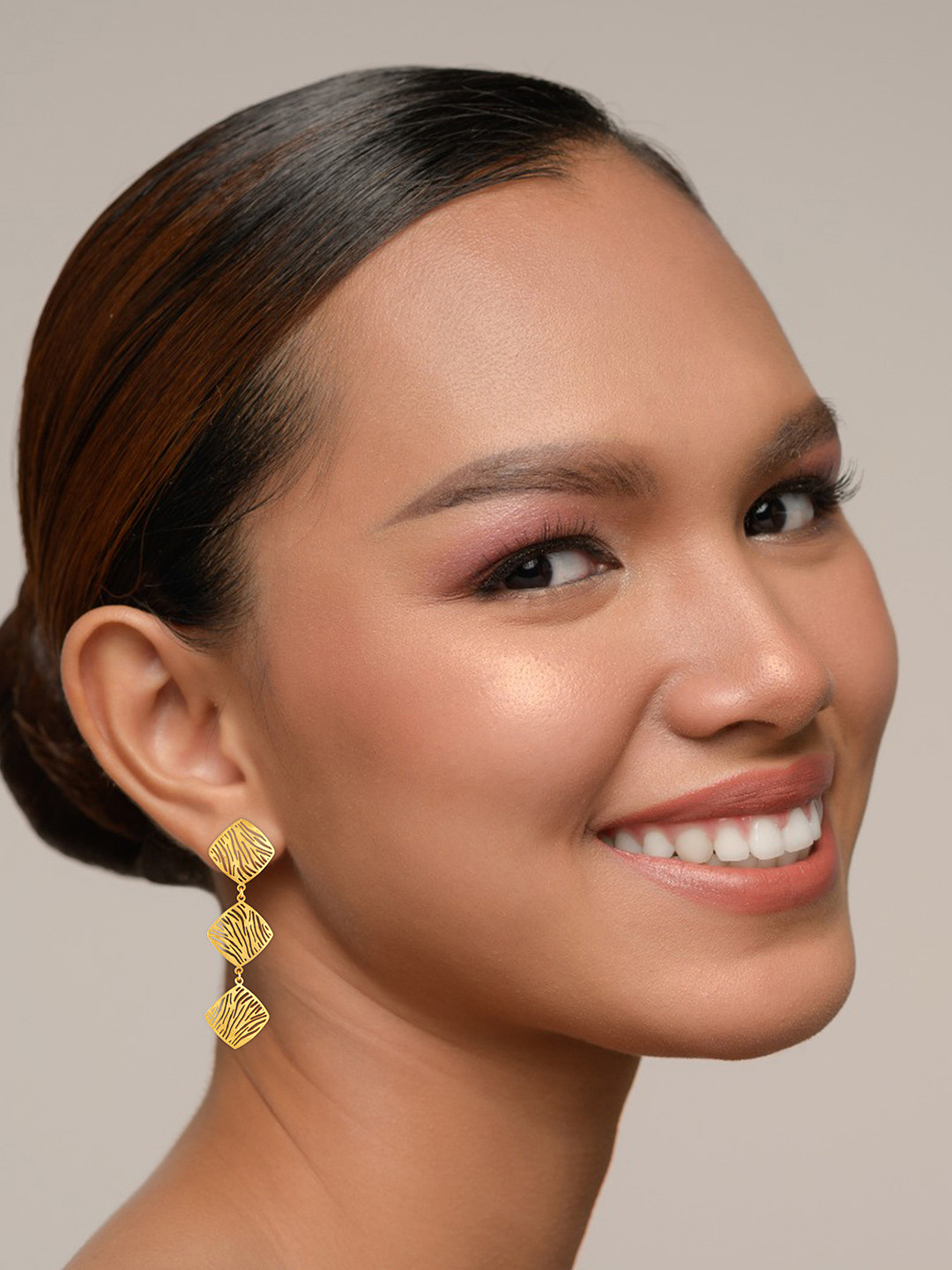 BDIVA 18K Gold Plated Cut-Out Dangle Drop Earrings