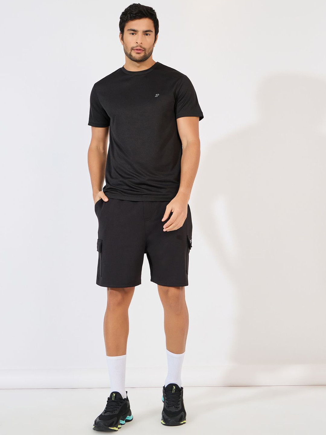 Styli Men Solid Cargo Fit Scuba Shorts