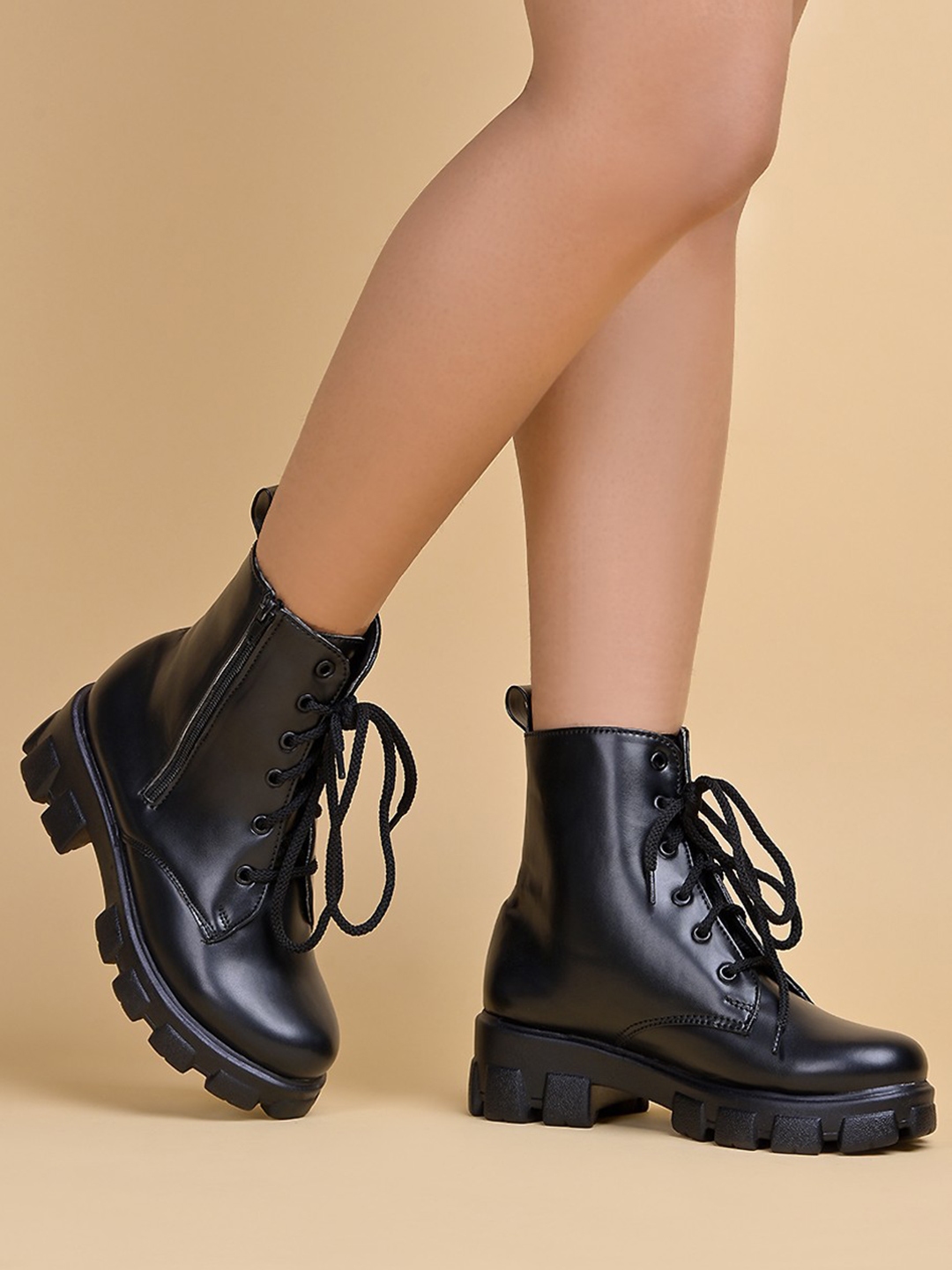 Street style store boots top