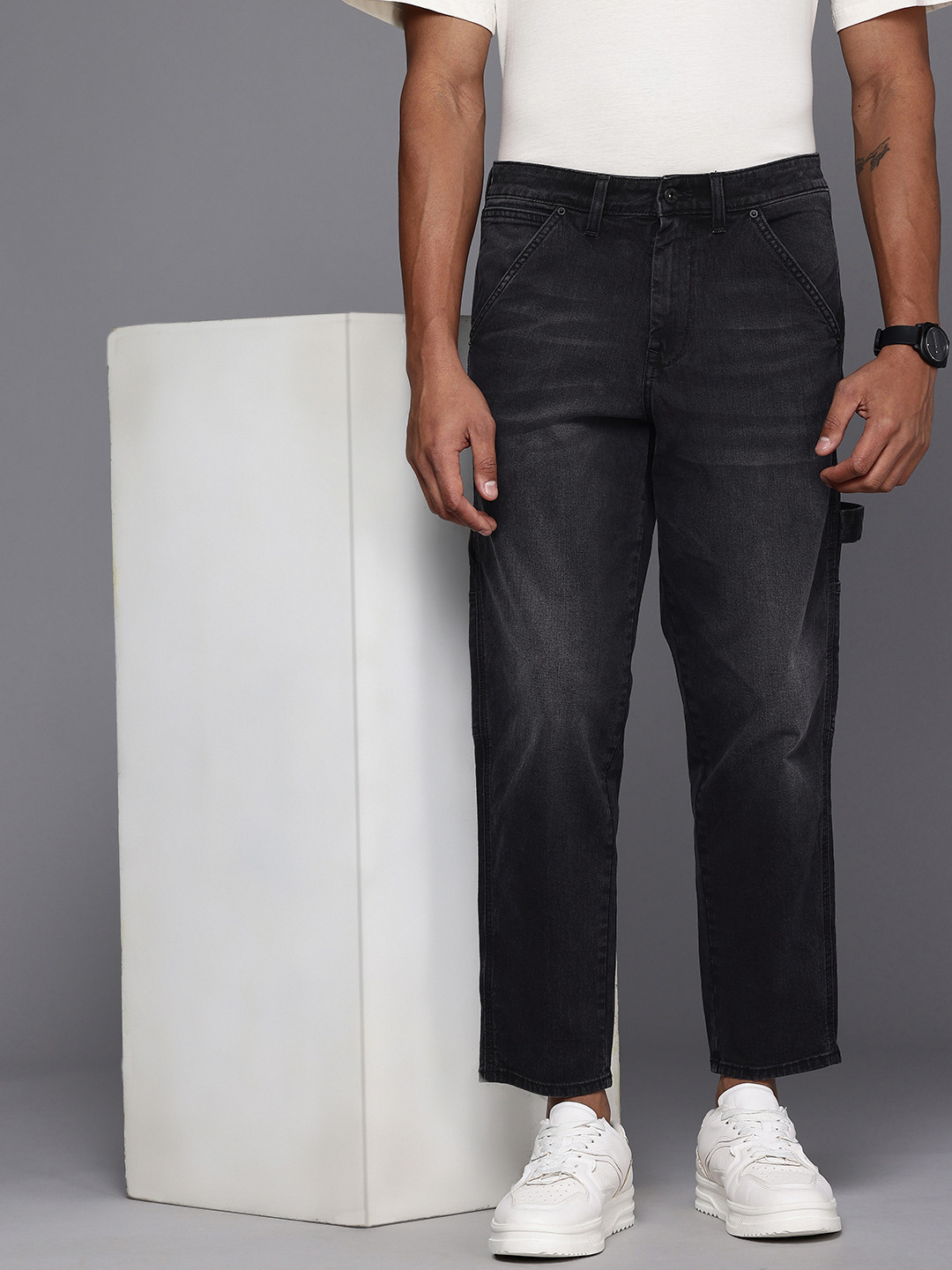 Louis Philippe Jeans Men Loose Fit Light Fade Stretchable Jeans