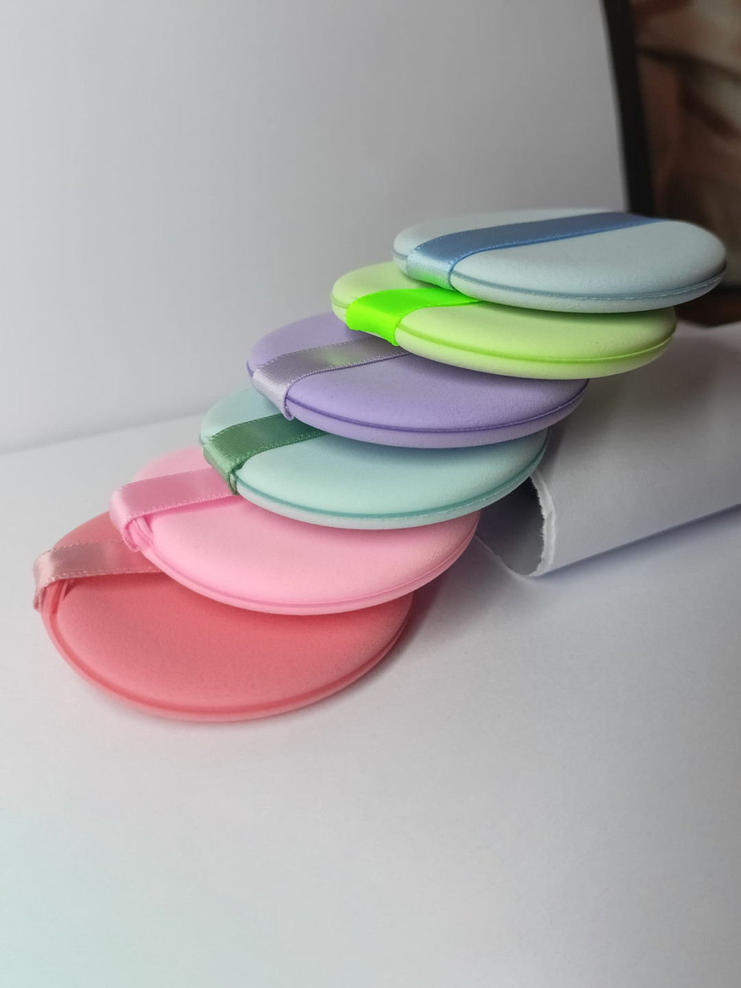 Facejewel Set Of 6 Powder Puff & Makeup Pizza Puff With Box