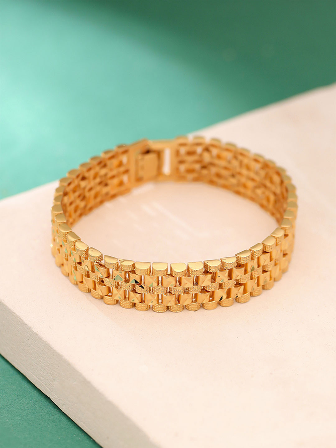 Yellow Chimes Gold-Plated Link Bracelet
