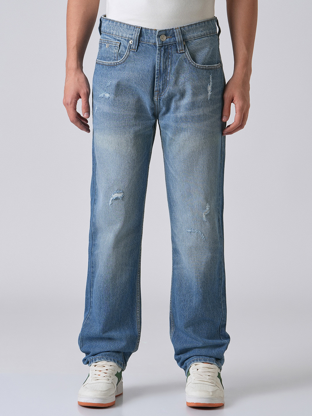 Banana Club Men Classic Mildly Distressed Light Fade Jeans