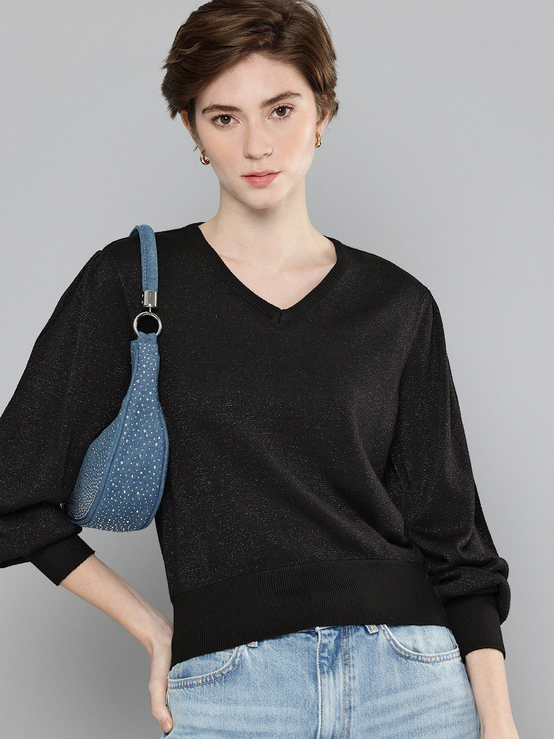Levis V-Neck Pullover Sweater