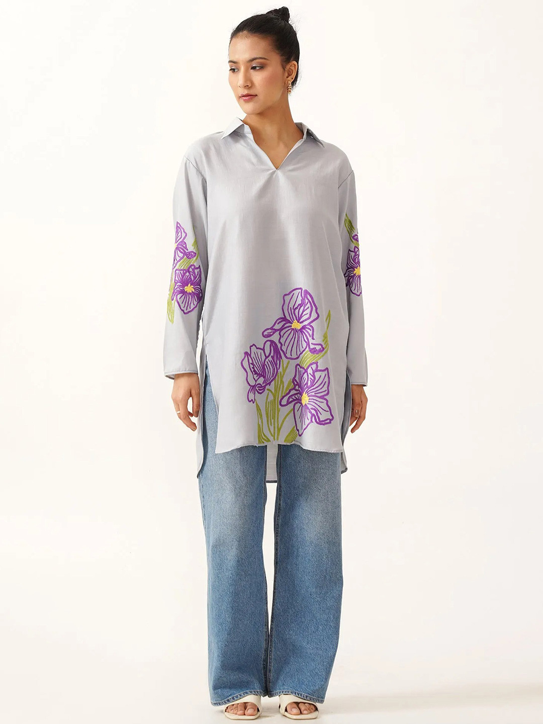 Kashmir Box Kashmiri Aari Hand Embroidered Peach Rayon Kurti