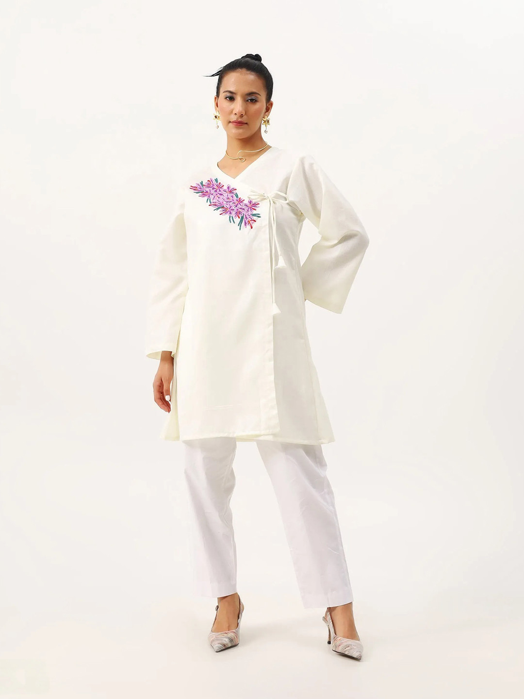 Kashmir Box Kashmiri Aari Embroidered Off-White Cotton Angrakha Kurti