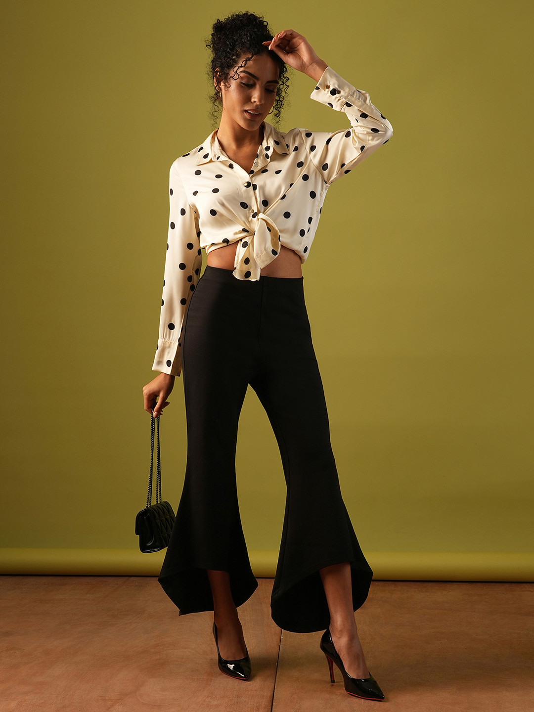 Globus Solid Stretchable Mid-Rise High-Low Bottom Hem Flared Party Treggings