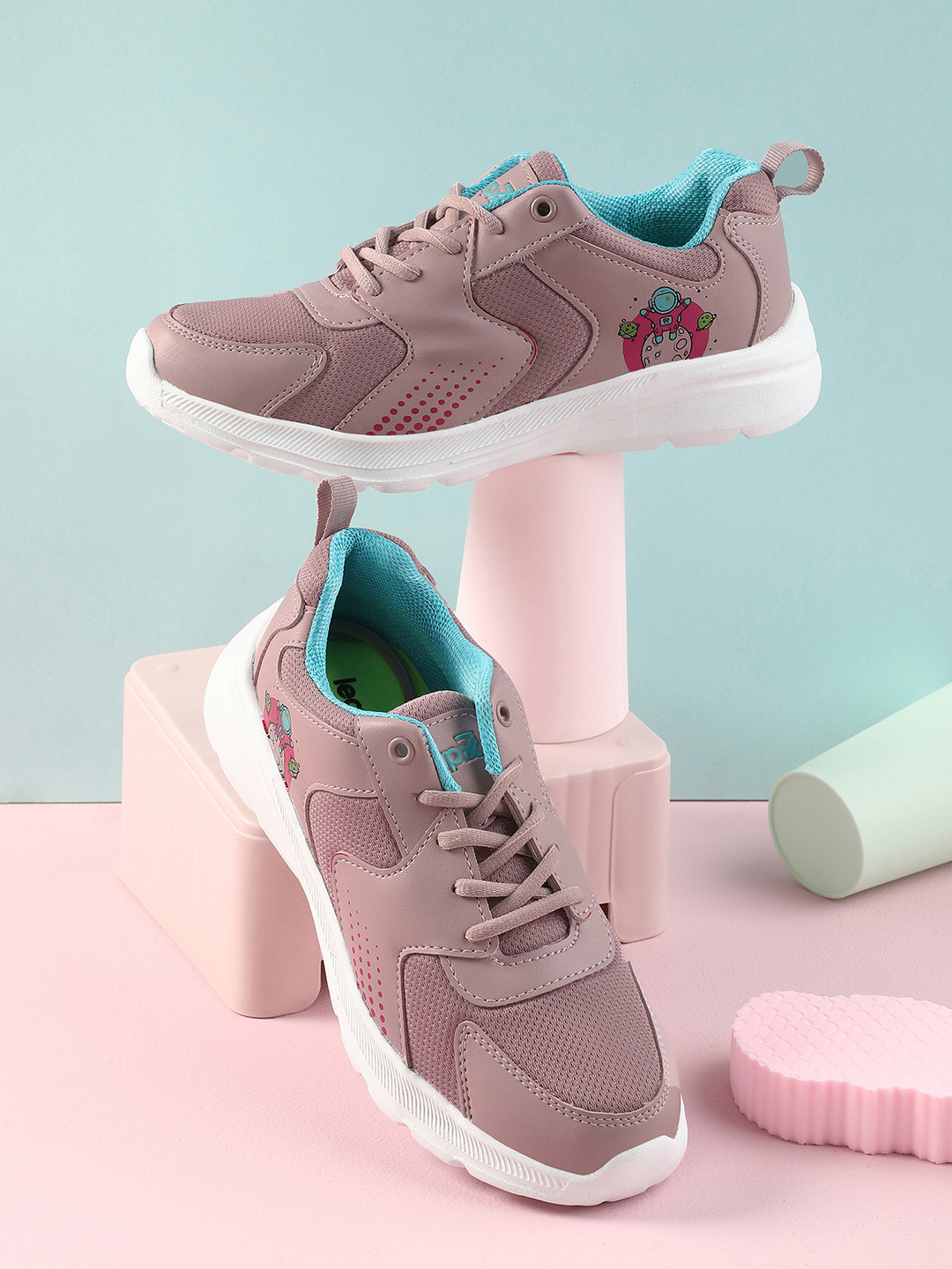 LIBERTY TRIVAGO15E Kids Textured Sports Walking Shoes