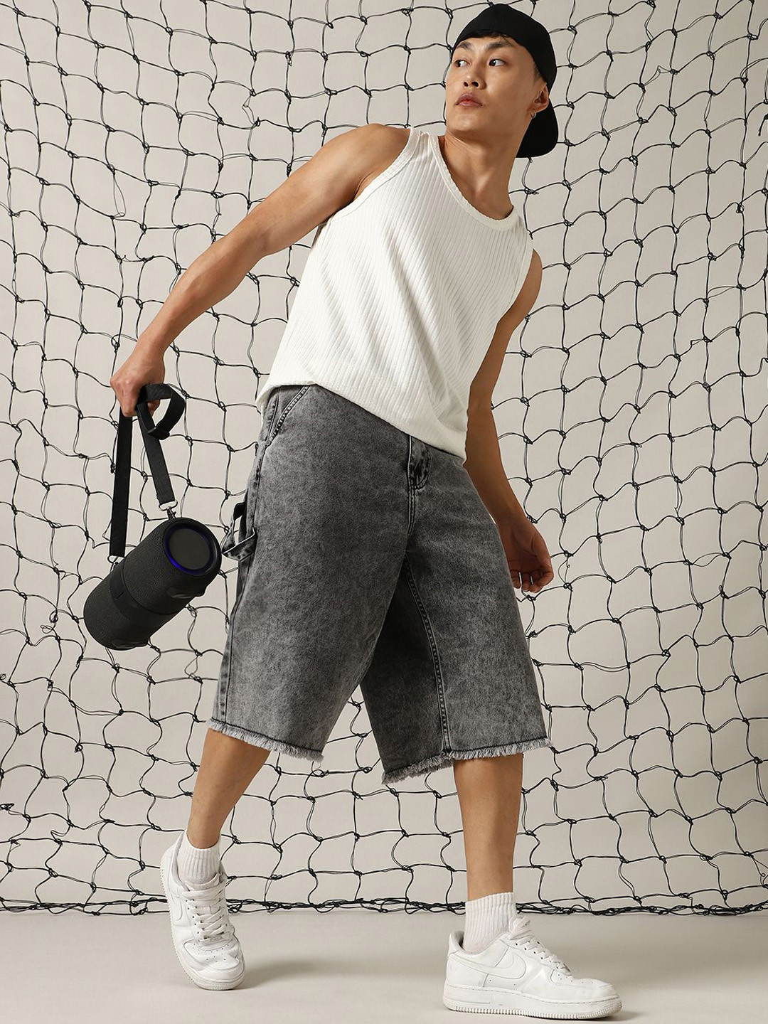 Hubberholme Men Washed Loose Barmuda Fit Carpenter Denim Shorts