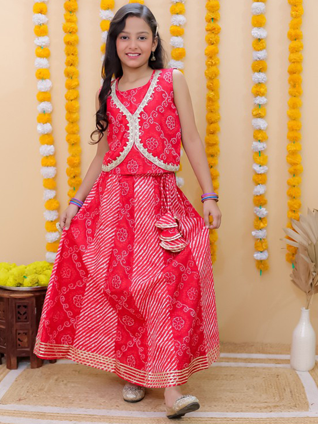 AATYA KIIDS Girls Bandhani Printed Pure Cotton Top With Skirt