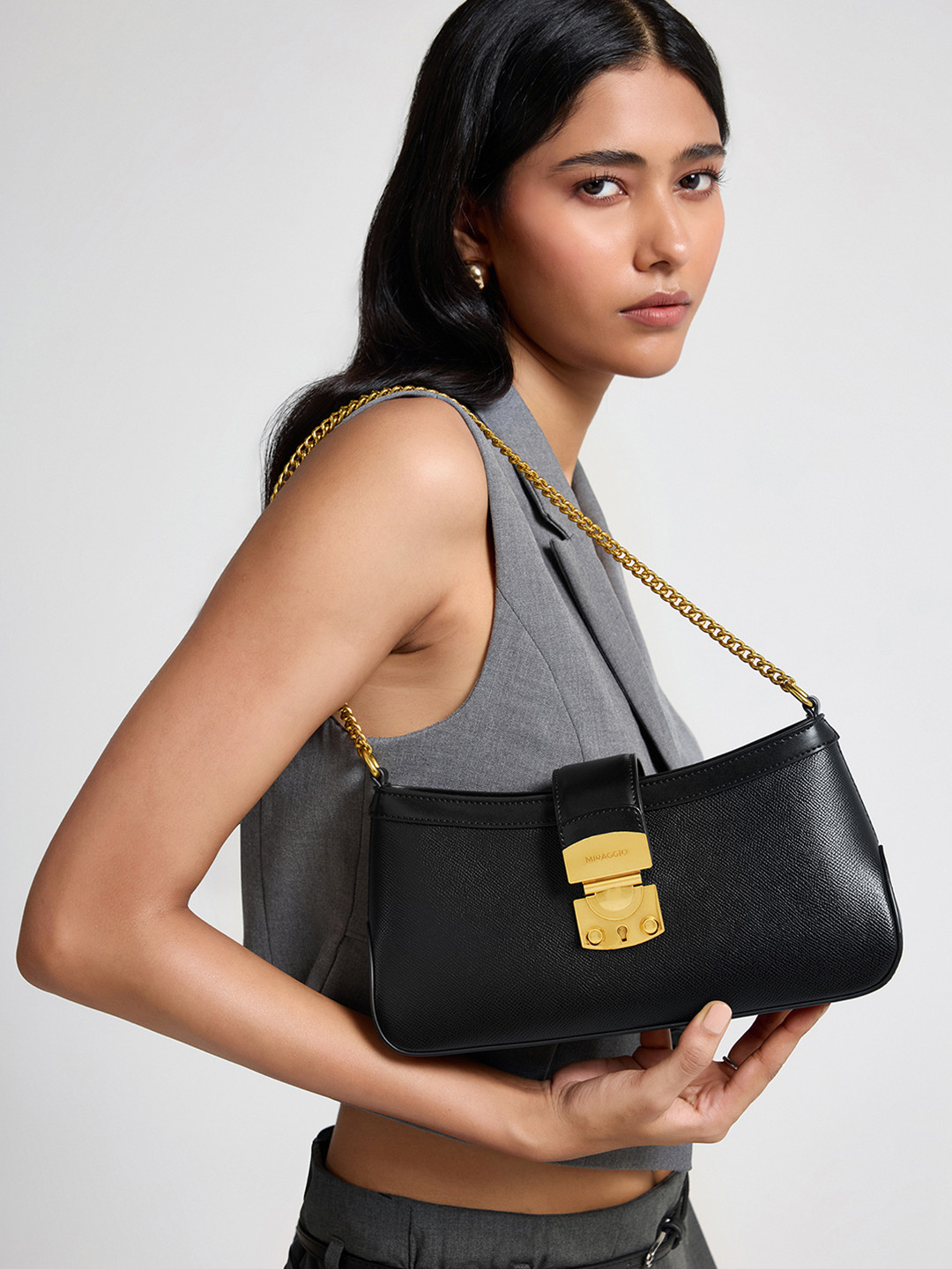 MIRAGGIO Ashley Black Shoulder Bag With Chain Strap