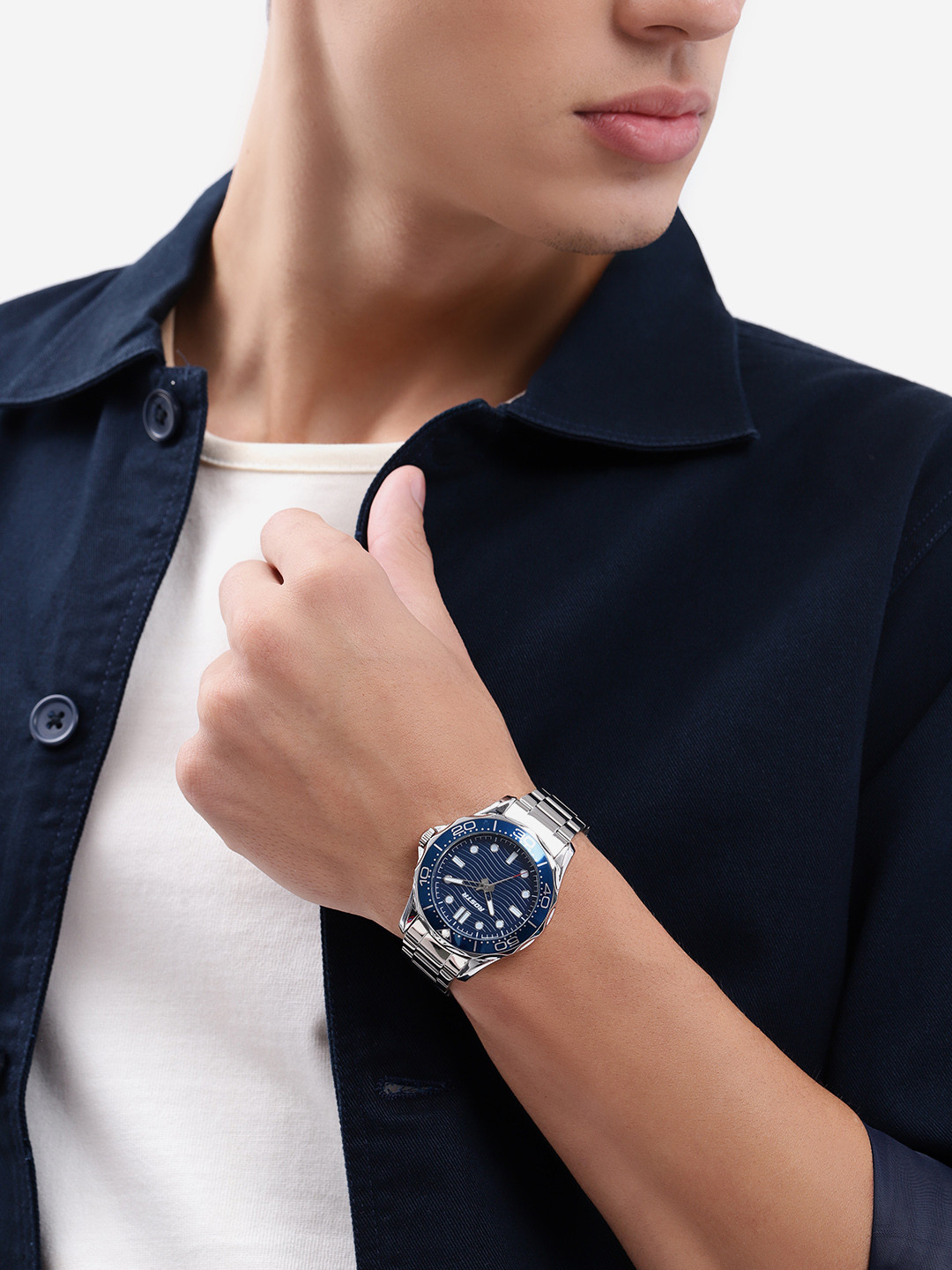 Roadster Men Bracelet Style Straps Analogue Watch UT-A8673N