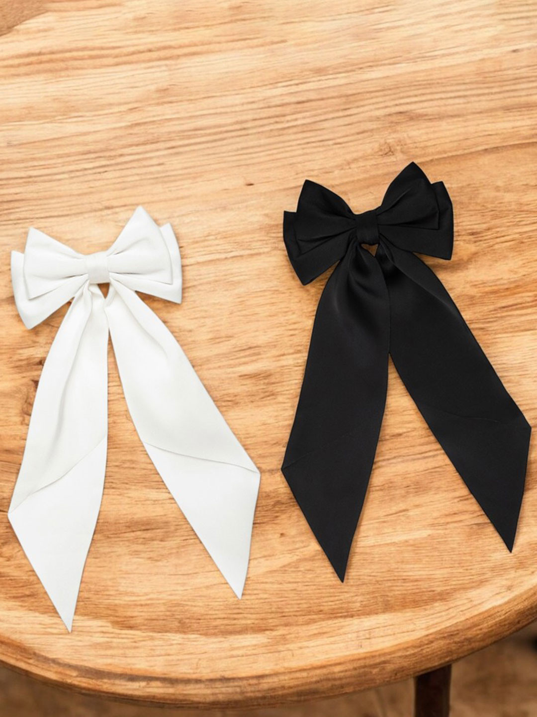 Radhu & Kabby Women Set of 2 Bow Alligator Hair Clip