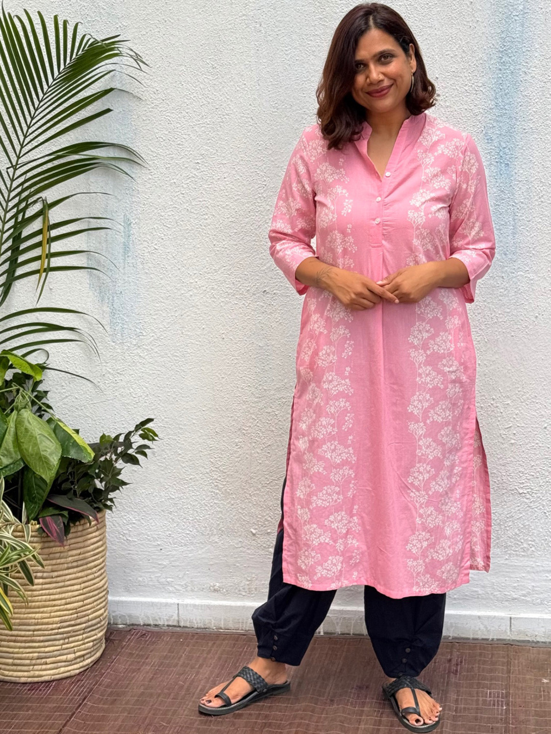 Chidiyaa Nayab Floral Block Printed Mandarin Collar Pure Cotton Straight Kurta