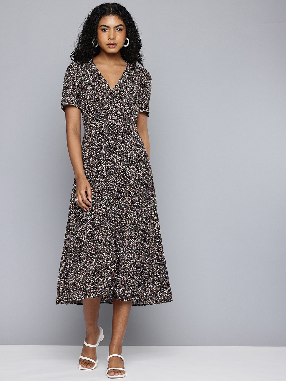 Levis Floral Printed V-Neck A-Line Midi Dress