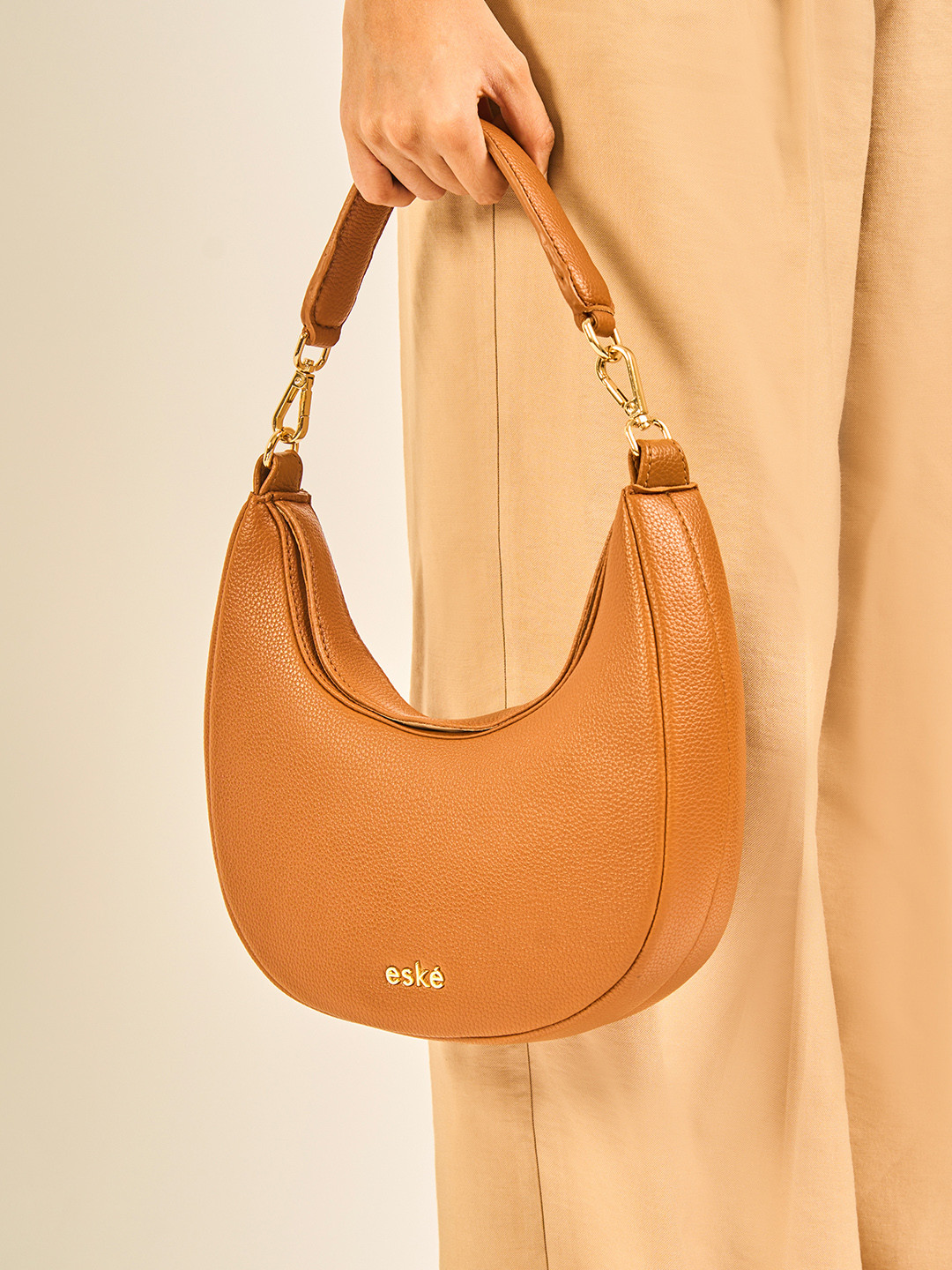 eske Women Tan Solid Crescent Shape Gold Chain Strap Dual Carry Option Leather Hobo Bag