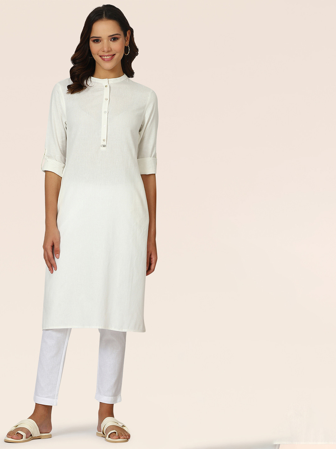 W Mandarin Collar Pastel Roll-Up Sleeves Straight Kurta
