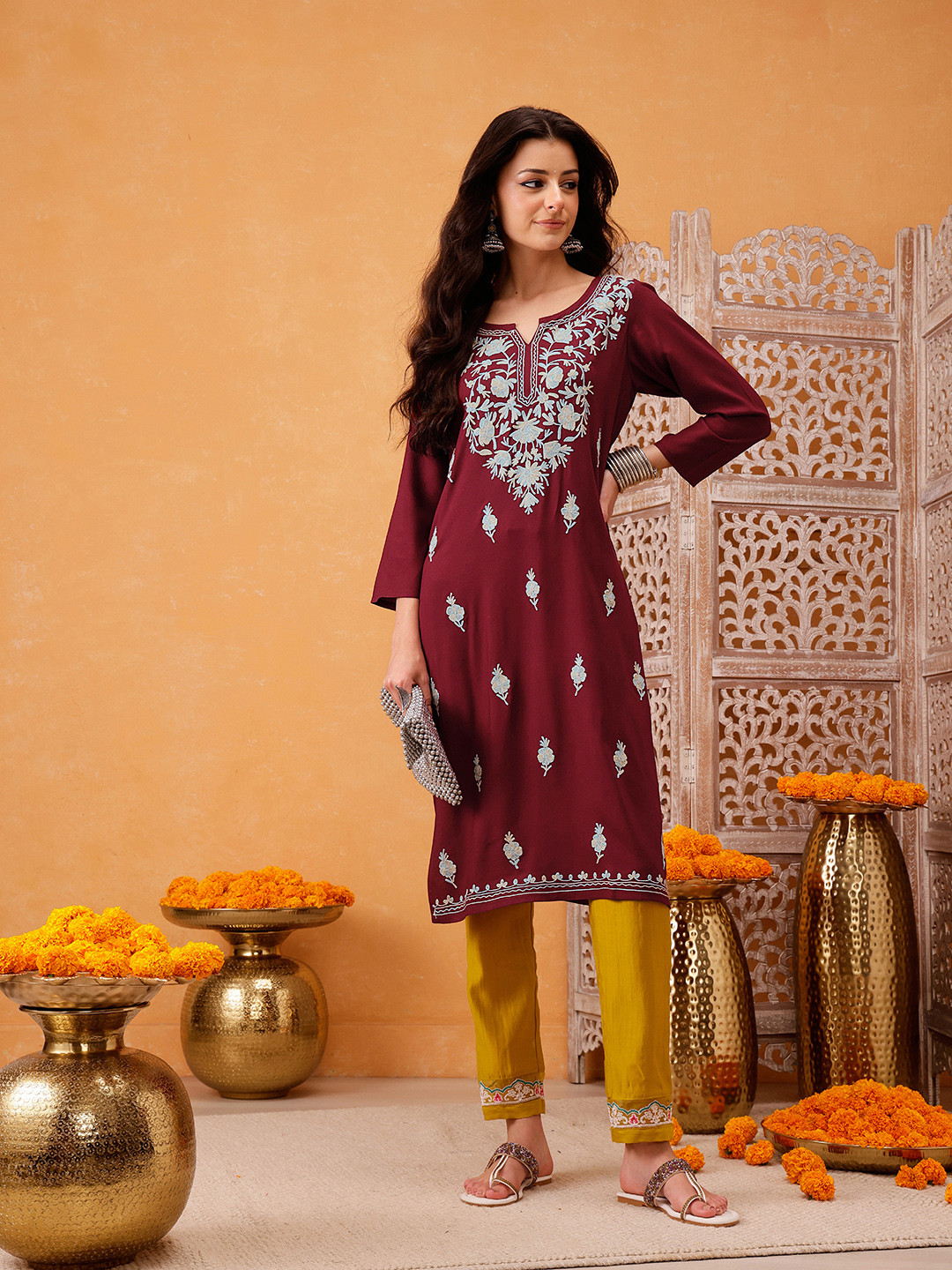 QAZMI Samara Kashmiri Ethnic Motifs Aari Work Straight Kurta