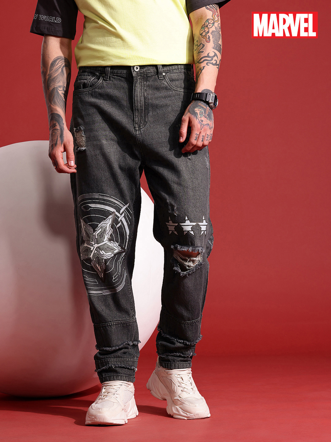 MARVEL STREET Men Buda Fit Highly Distressed Light Fade Captain America Printed Jeans